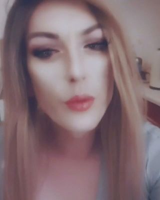 VID_32270308_214206_045.mp4