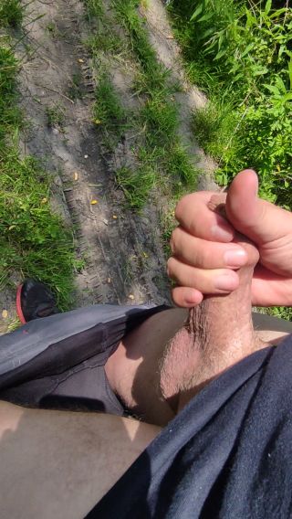 VID_20220721_121603.mp4