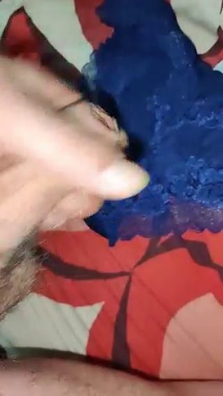 e9f688e5e6852636bd84888943292417.mp4