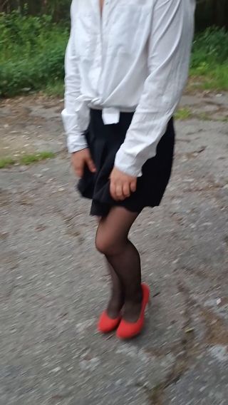 😻