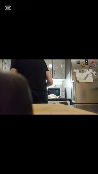 lv_0_20250111030034.mp4