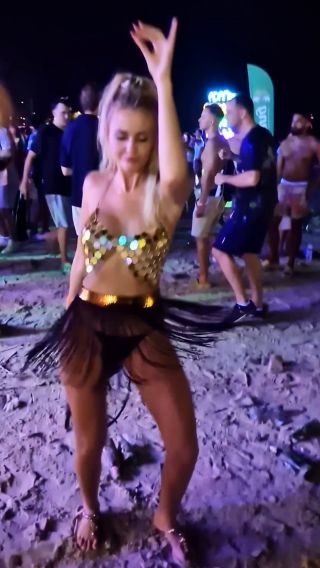 Full moon party