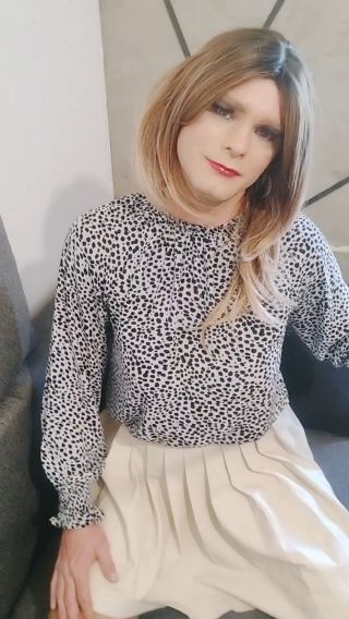 1000008983.mp4