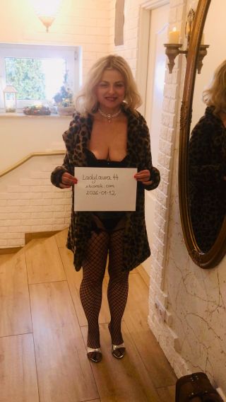 LadyLaura44
