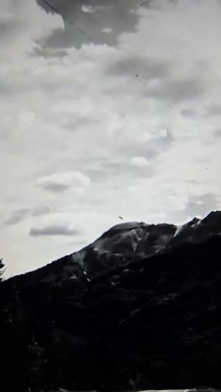 1000001929.mp4