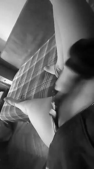 fast selfmasturbation (2).avi